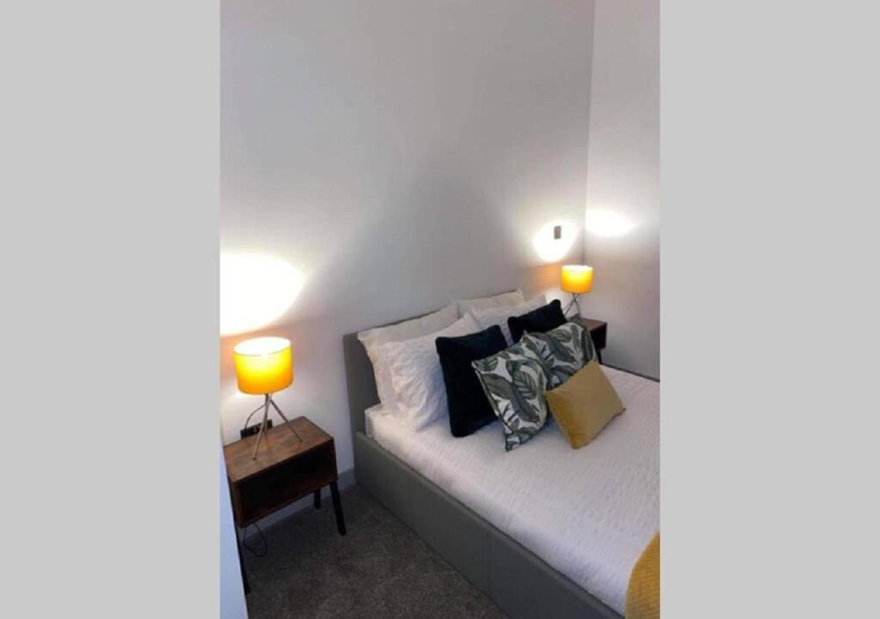 Doncaster City Centre Deluxe Whole Apartment Sleeps 4 D19 Exteriör bild