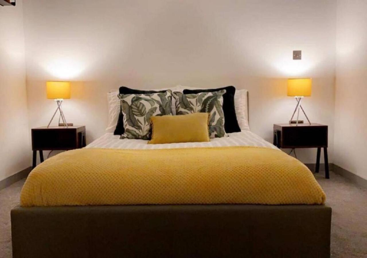 Doncaster City Centre Deluxe Whole Apartment Sleeps 4 D19 Exteriör bild