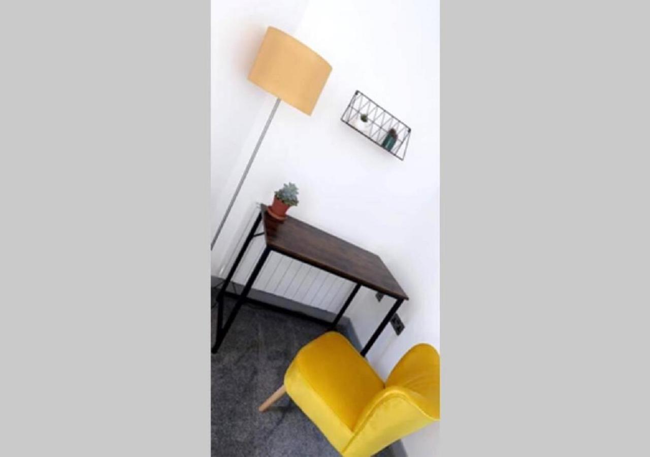 Doncaster City Centre Deluxe Whole Apartment Sleeps 4 D19 Exteriör bild